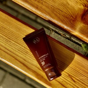 Holy Land Sunbrella Demi Make UP SPF 30